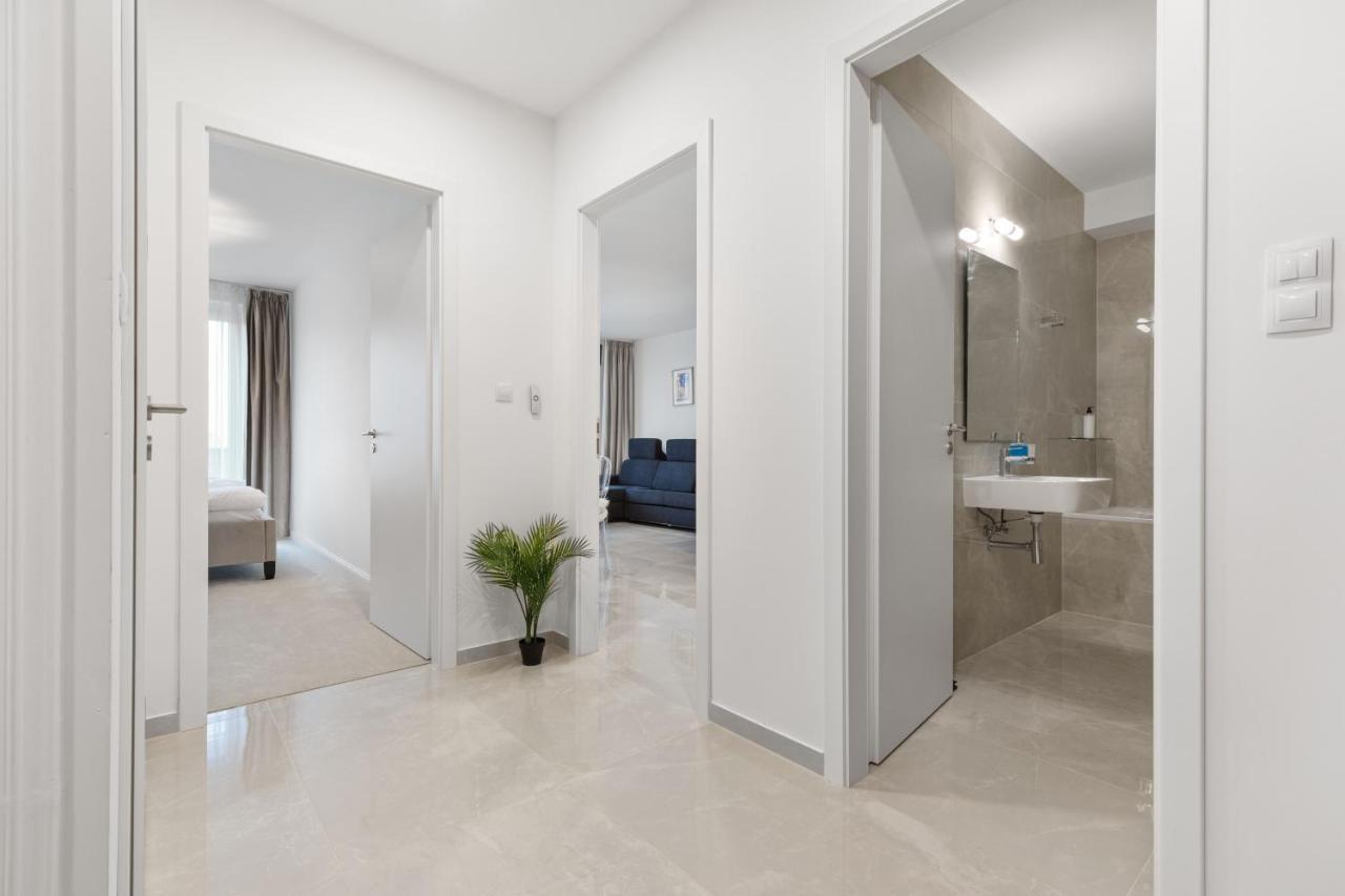 Lam Jegeho Alej - Jacuzzi - Free Parking Apartment Bratislava Exterior photo